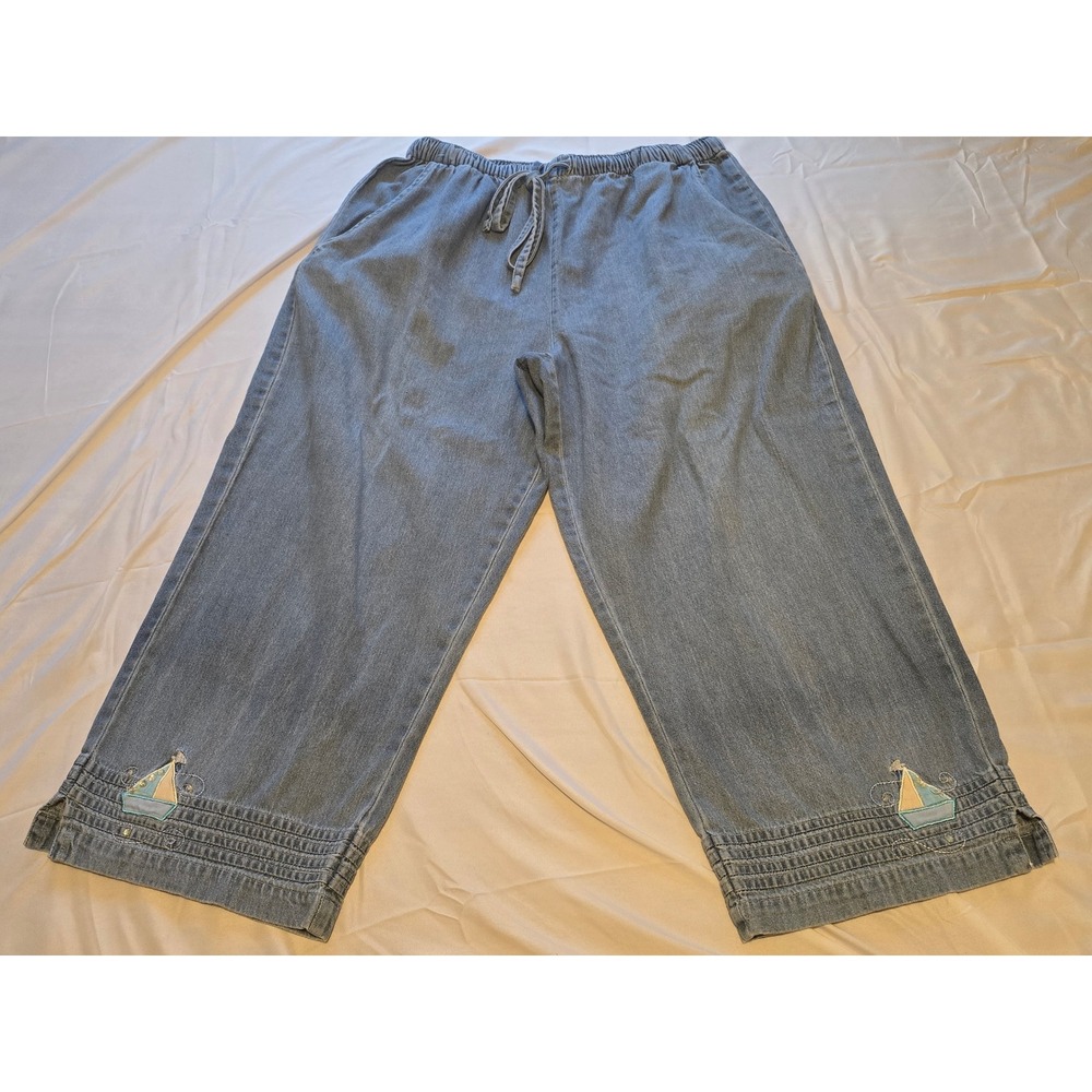 Jane Ashley Denim Capri Pants Embroidered Sailboat‎ Cottagecore Drawstring